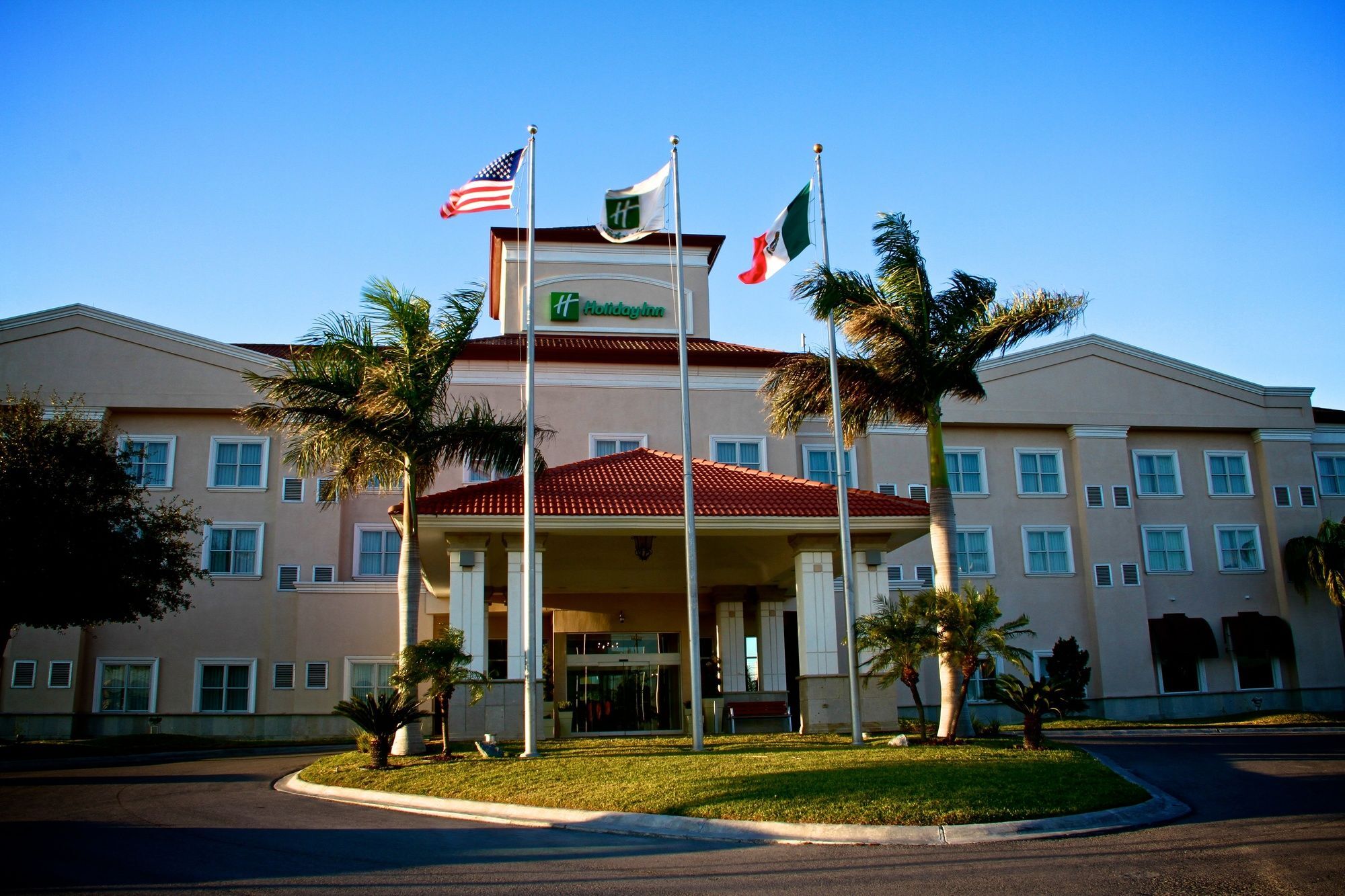 Holiday Inn Reynosa Industrial Poniente, An Ihg Hotel Buitenkant foto